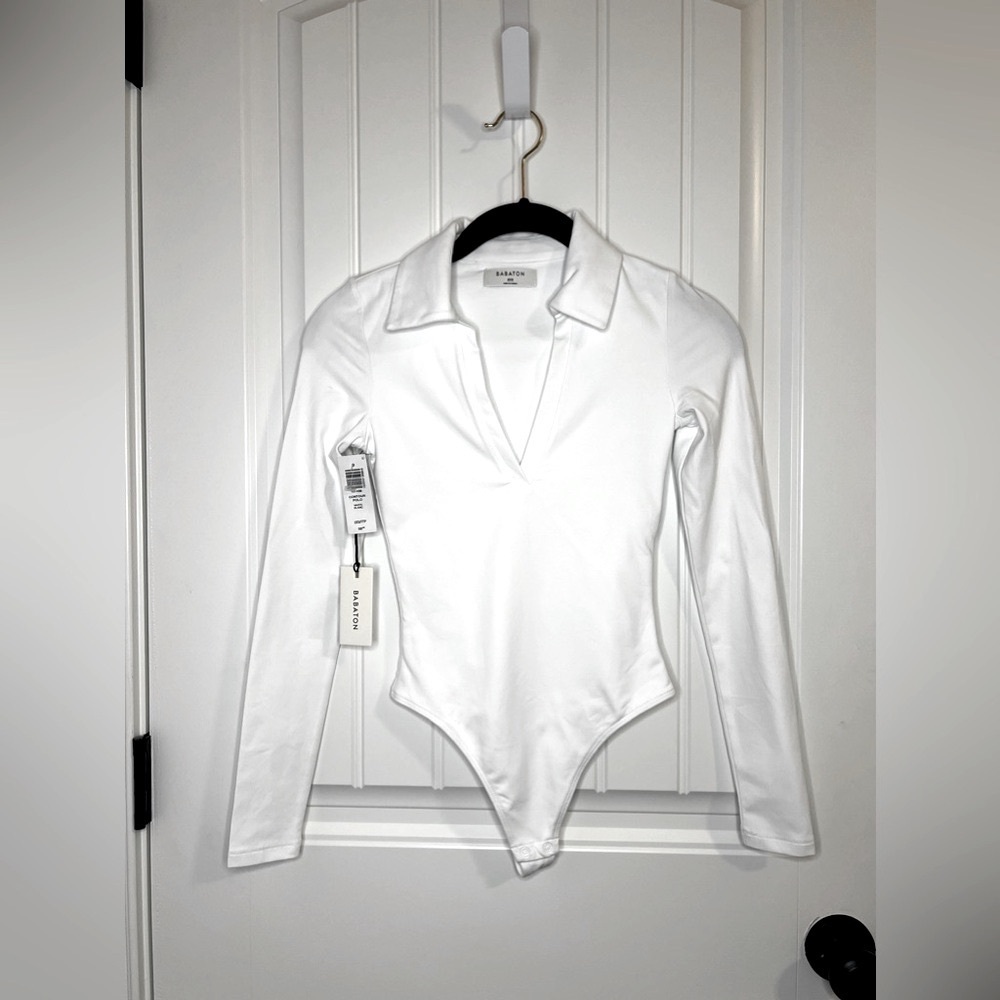 NWT Aritzia Babaton Bodysuit Contour Polo Collar Long Sleeve Thong - White